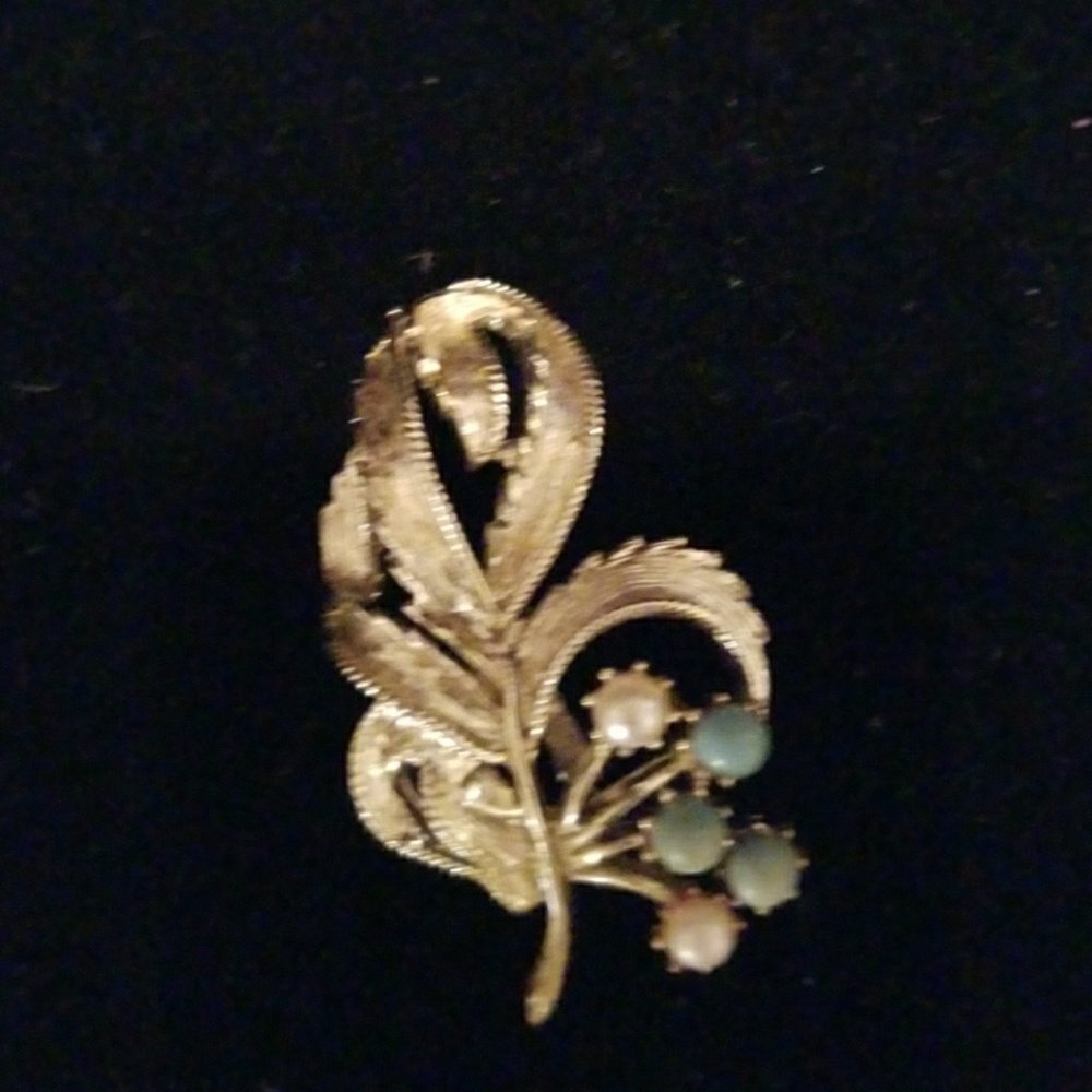 Pin - Picture 2 of 4